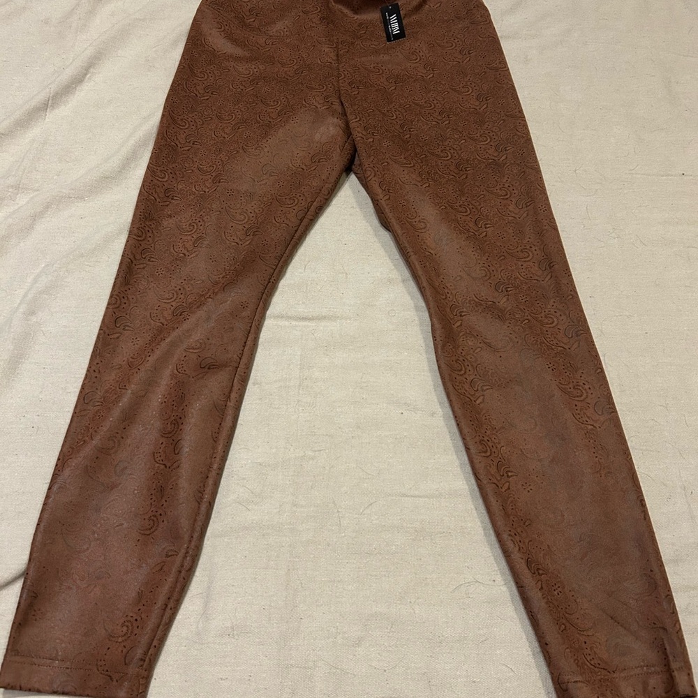 WHBM runway leggings 16r paisley brown